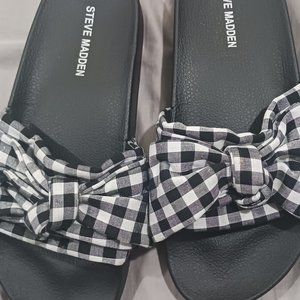 Plaid flats